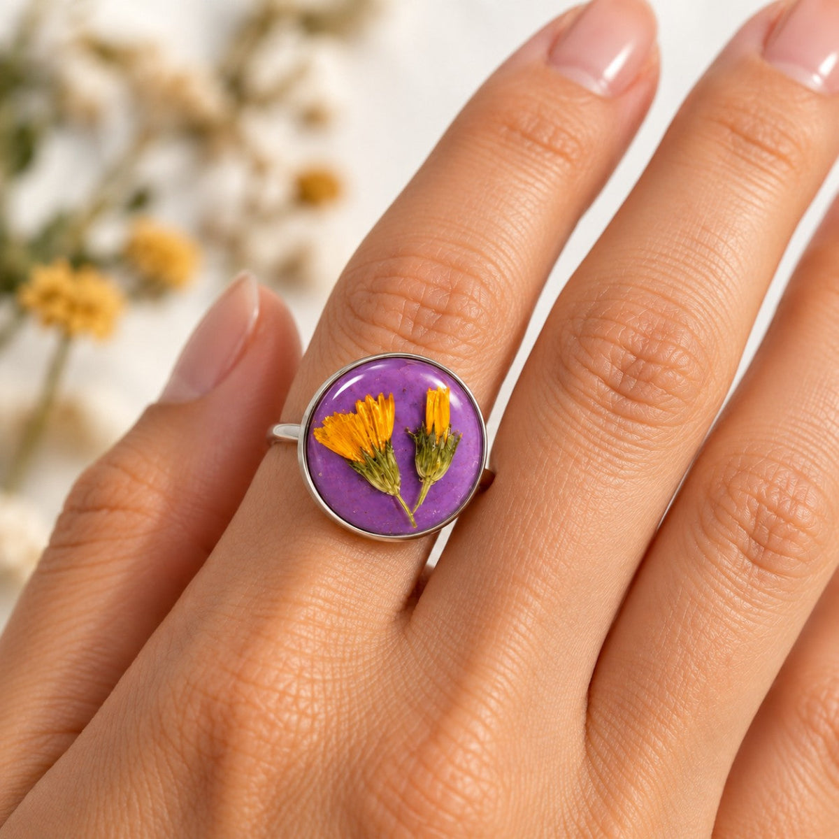 Sumphaukeskjegg - ring med ekte Crepis paludosa 💜🌼
