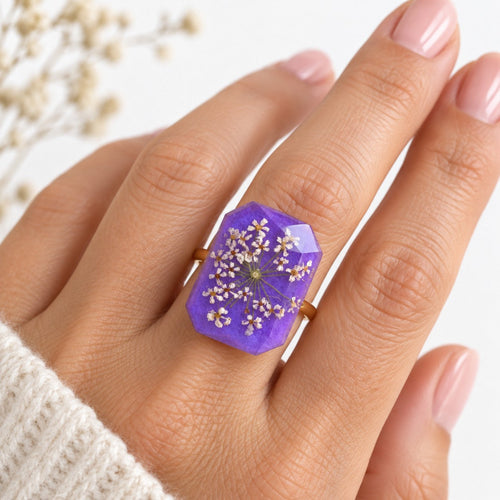 Ammi Majus IX - Lilla Ammi majus-ring – ekte blomst i resin 💜🌿