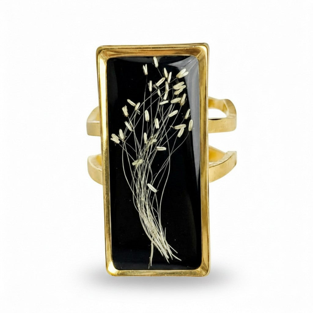 Nox Profunda – Håndlagde ring med ekte blomster i resin