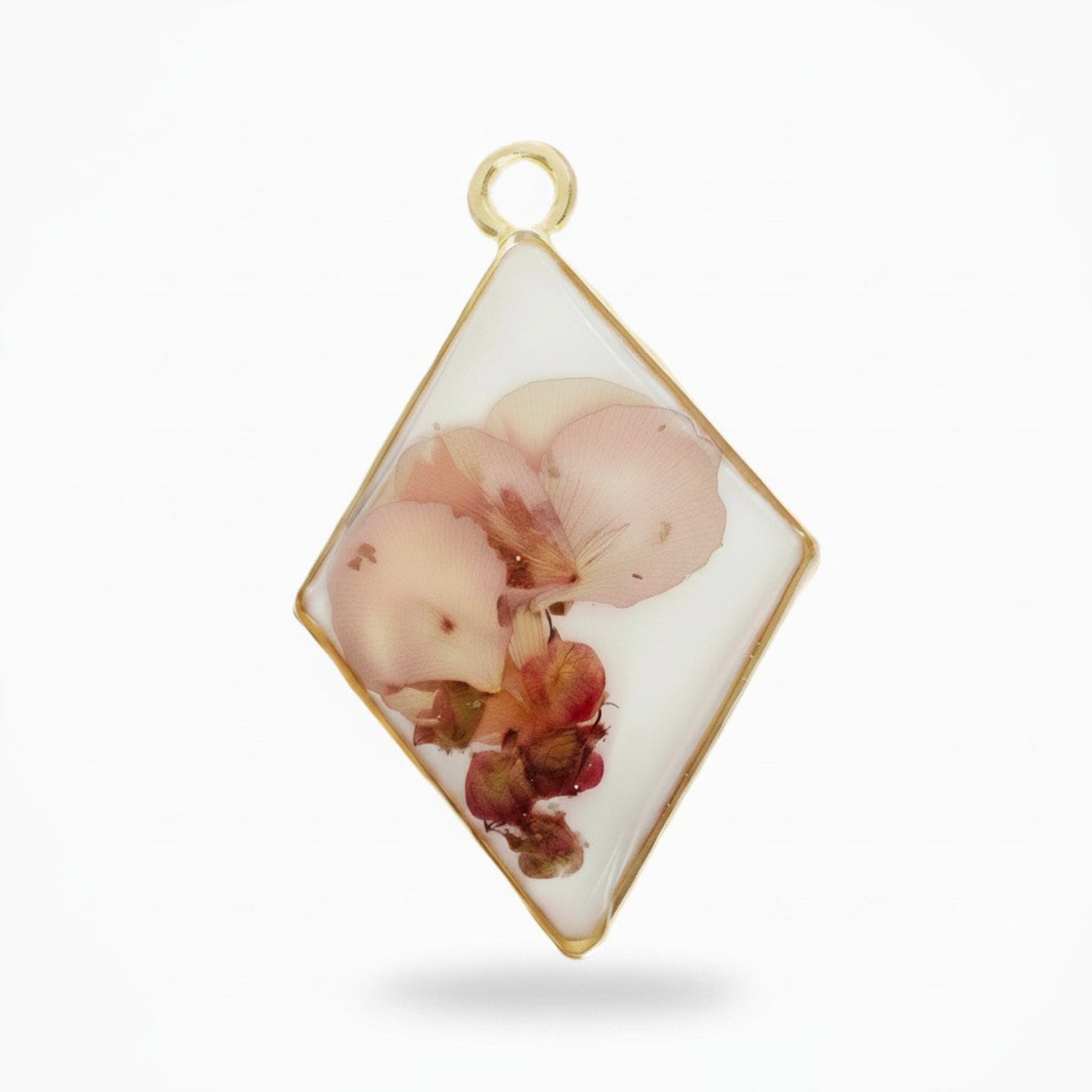 Emma – Håndlagde Pendant med ekte blomster i resin