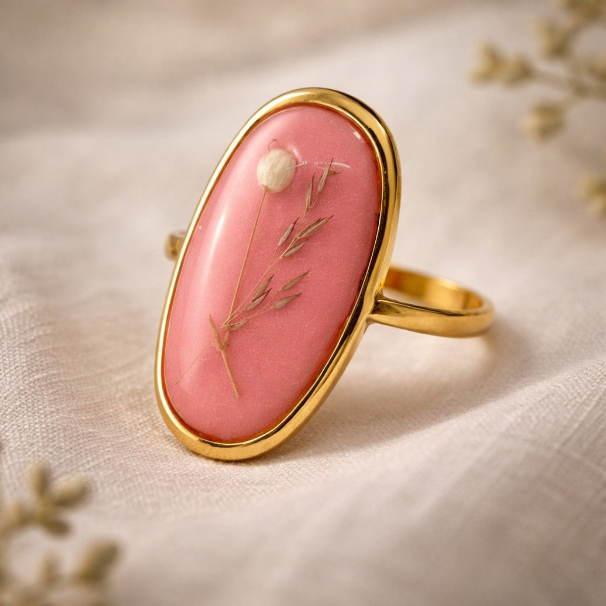 Brilliant Rosa - Epoksyharpiks Ring med Pressede Blomster