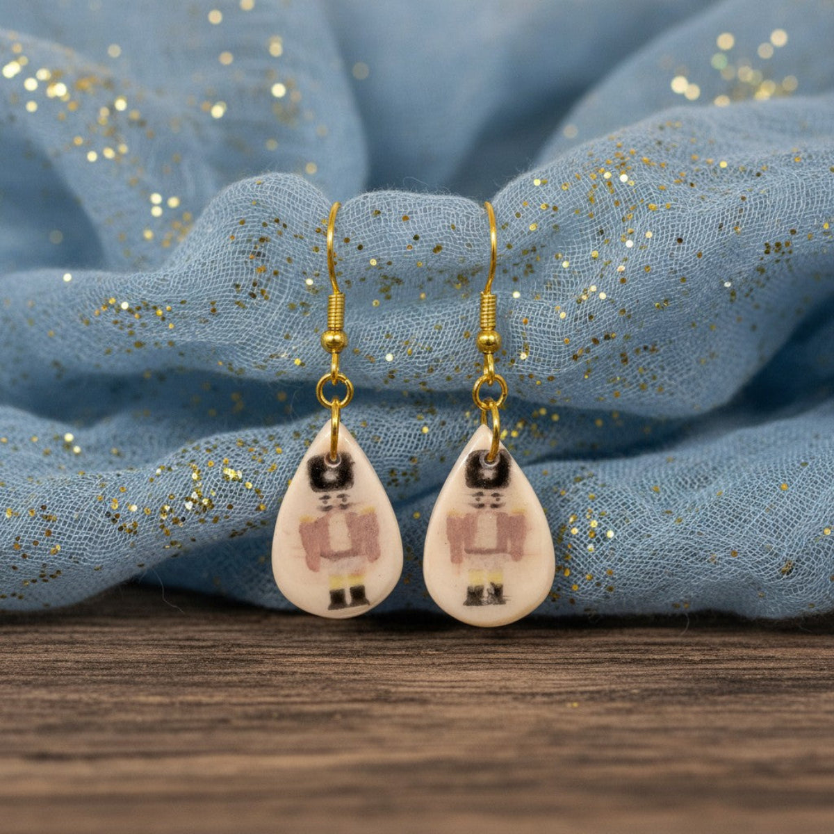 Nøtteknekkeren 2 - Håndlagde Polymer Clay Øredobber