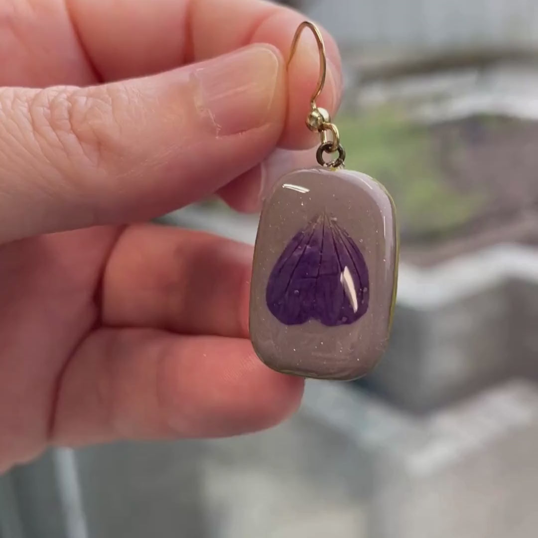 Blodstorkenebb II - øredobber – ekte Geranium sanguineum i resin 💜🌿