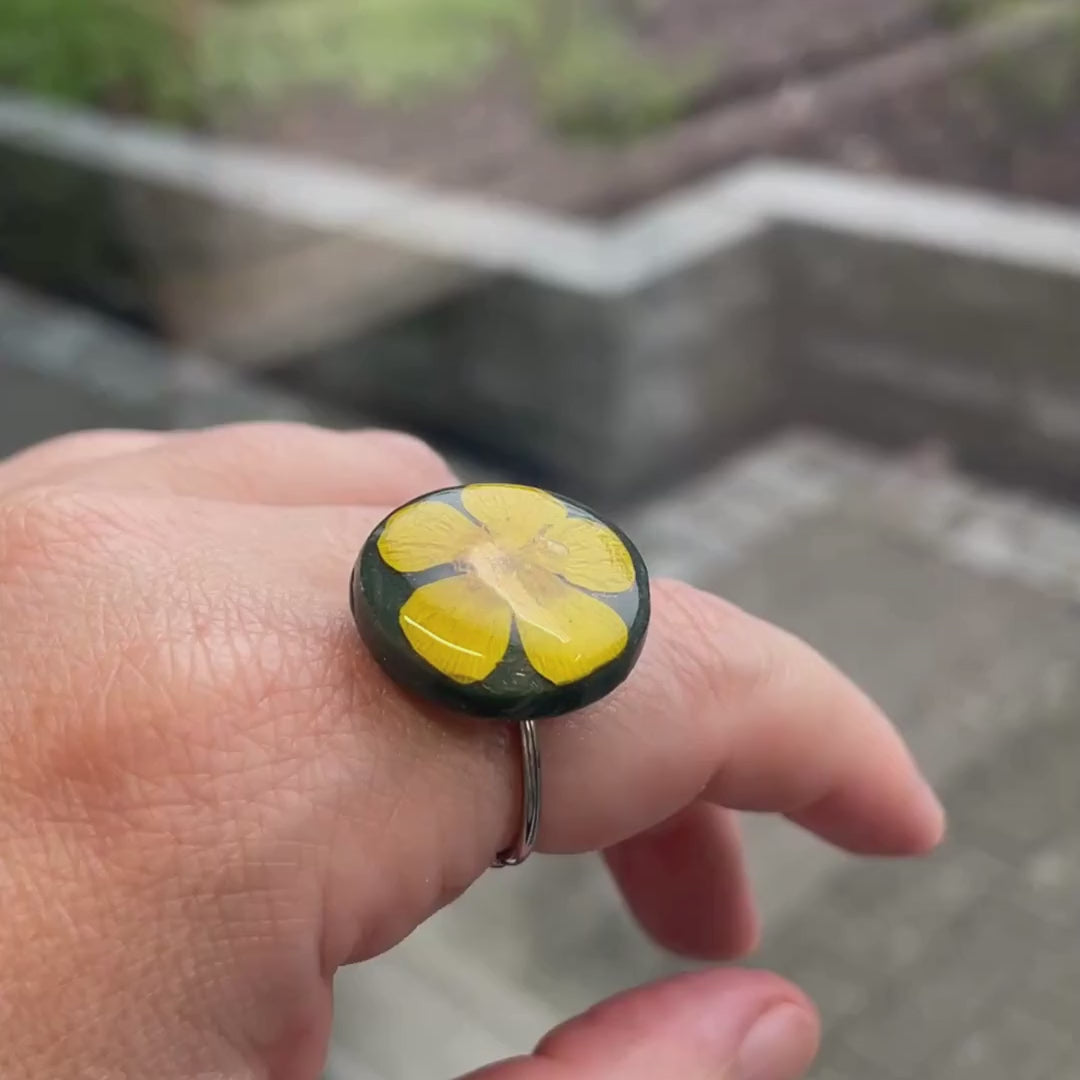 Smørblomst ring III - ekte Ranunculus acris