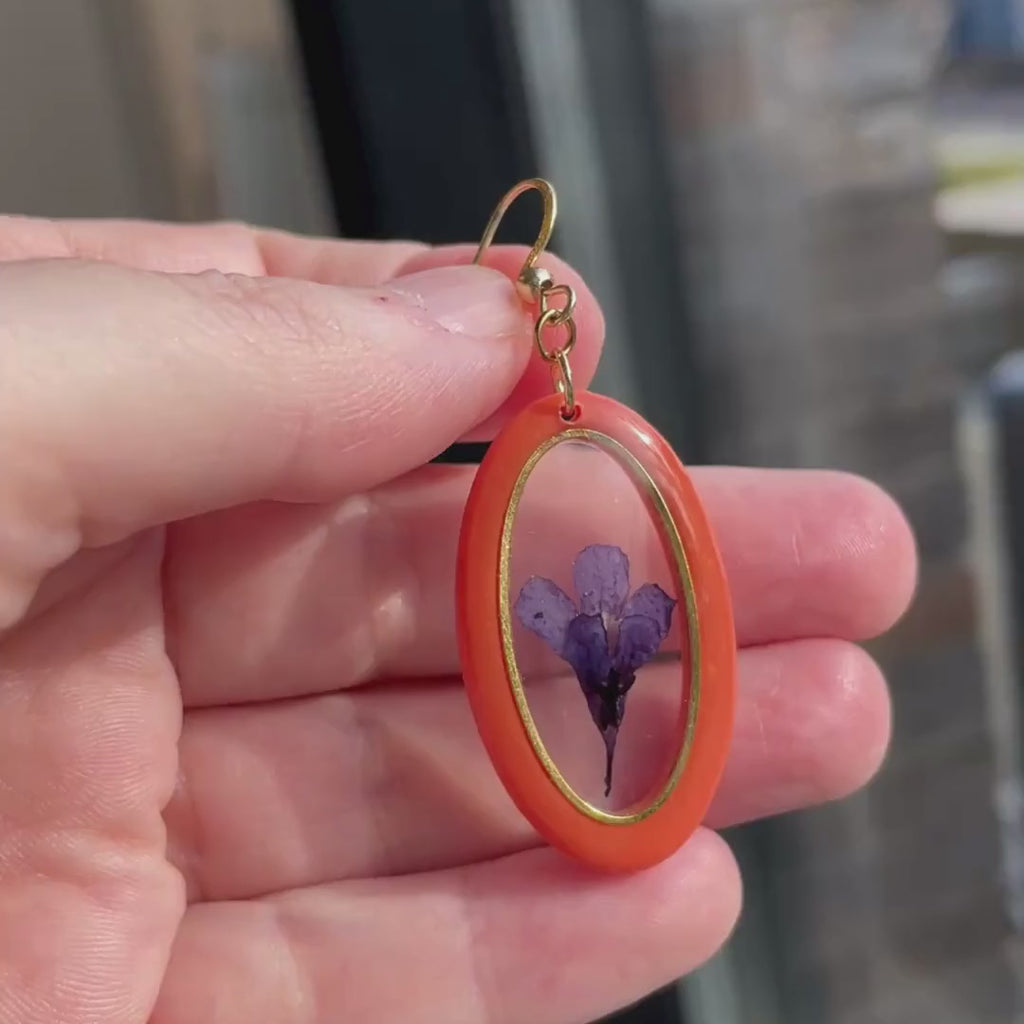 Lobelia II – øredobber med ekte blomster 💜🧡