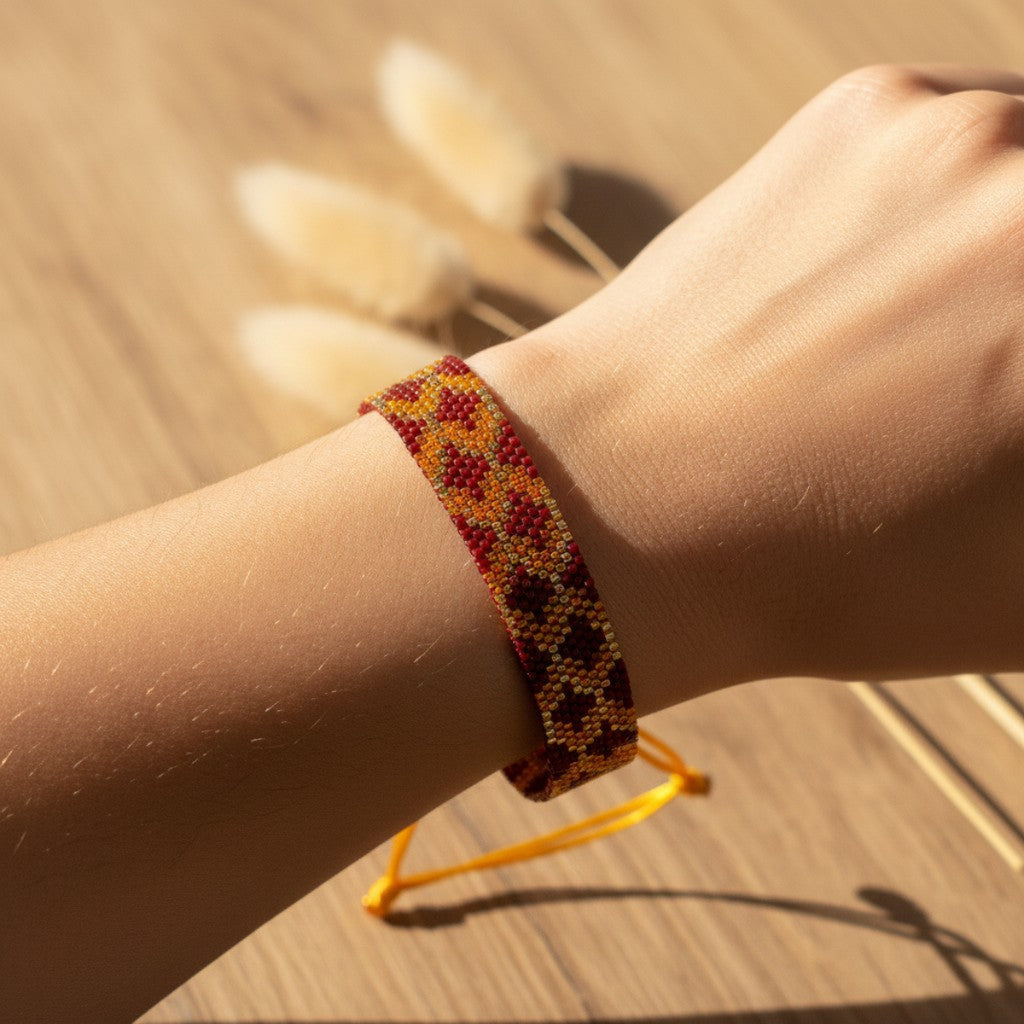 Løvblad i rød - Miyuki Perle Armbånd