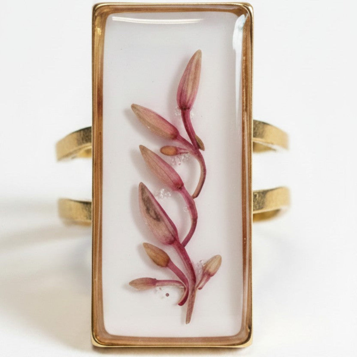 Ver Nascens – Håndlagde ring med ekte blomster i resin